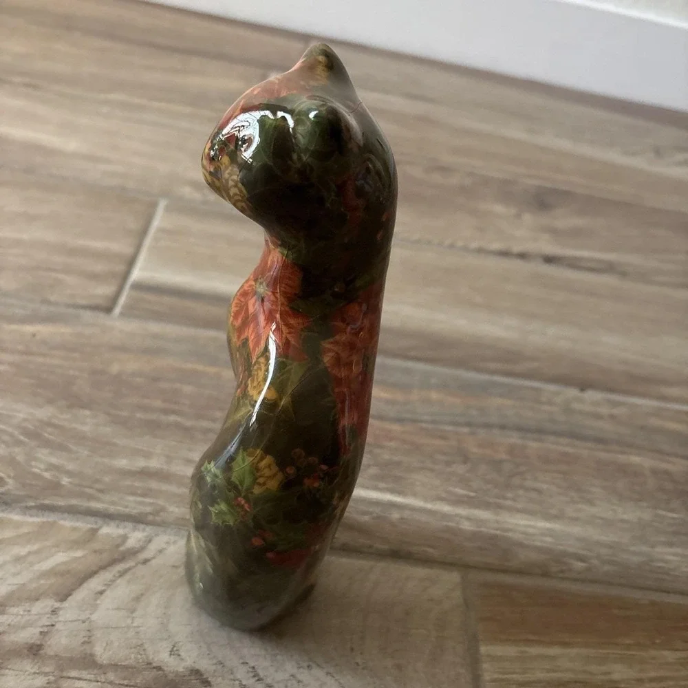 Vintage Cat‎ Decoupage Look Poinsettia Green Floral Figurine Statue 9